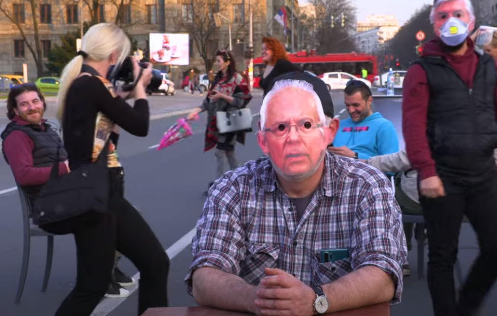 PROTEST UGOSTITELJA ISPRED SKUPŠTINE: Oni moraju da shvate da su oni naši zaposleni, a ne mi njihovi robovi!
